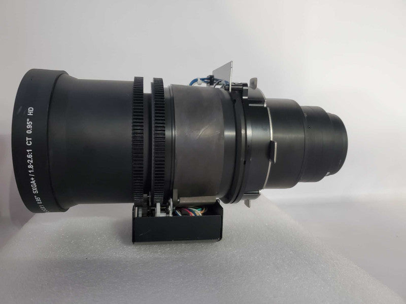 Christie 2-2.8:1 0.95\\" SXGA+ / 1.8-2.6:1 CT 0.95\\"  AS-IS ~