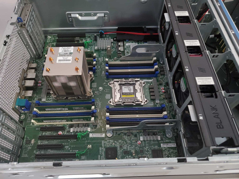 HP Proliant ML350 Gen9 Xeon E5-2620(v4) @ 2.1GHz 32GB DDR4 8x2.5\\" (