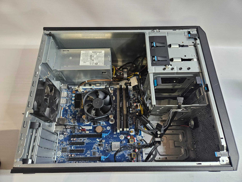HP Z2 Tower G4 i7-8700 @ 3.20GHz 32GB DDR4 RAM NO HDD )