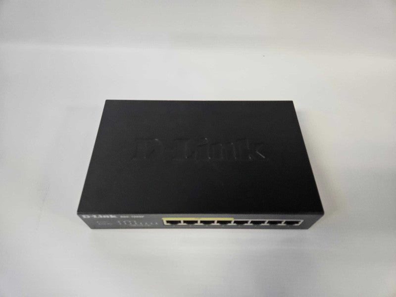 D-Link DGS-1008P 8-Ports Gigabit PoE External Ethernet Switch )