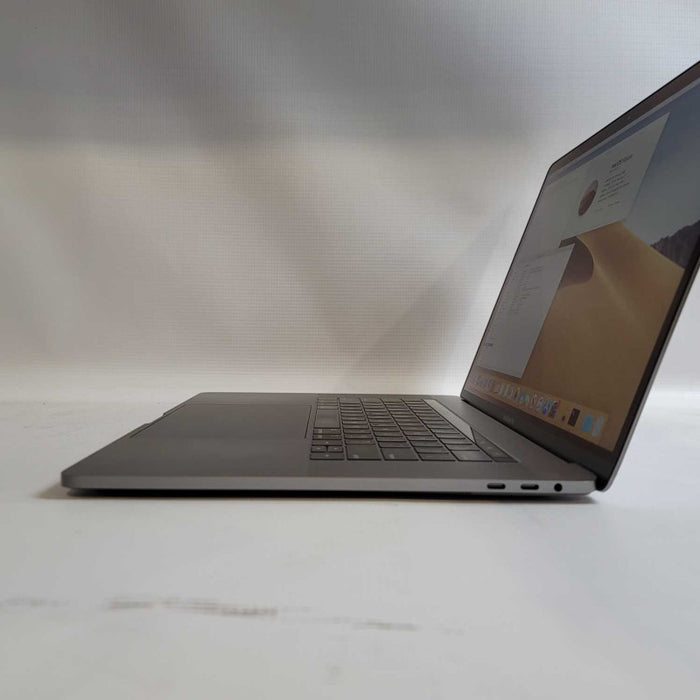 Apple MacBook Pro(15-inch, 2019) i7-9750H@2.60GHz 16GB RAM 256GB SSD =