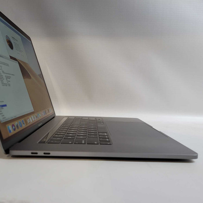 Apple MacBook Pro(15-inch, 2019) i7-9750H@2.60GHz 16GB RAM 256GB SSD =