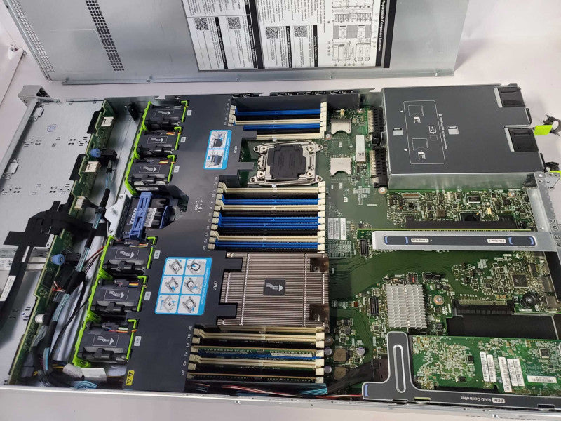 Cisco UCS C220 M4 1x Xeon E5-2630(v3) 2.4GHz 8C/32GB ECC, 12G SAS RAID No HDD ~