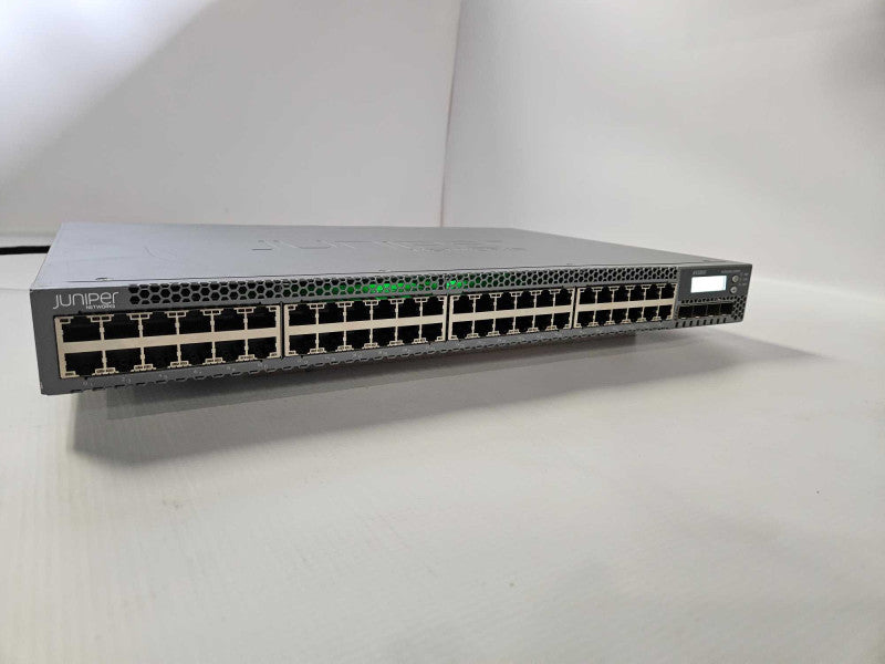 JUNIPER NETWORKS EX3300-48T 48 PORT GIGABIT 4X 10GBE SPF+ PORTS SWITCH )
