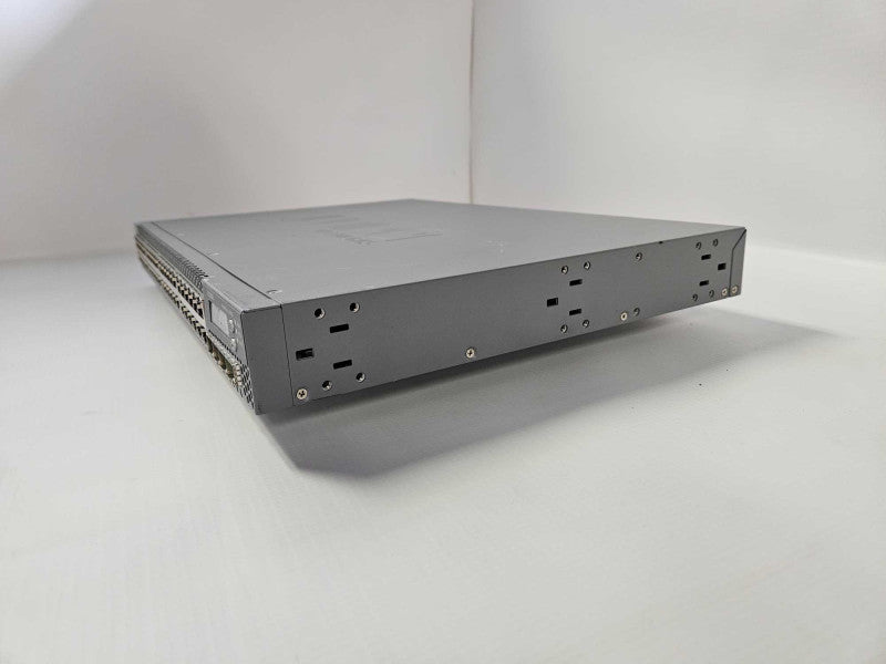 JUNIPER NETWORKS EX3300-48T 48 PORT GIGABIT 4X 10GBE SPF+ PORTS SWITCH )