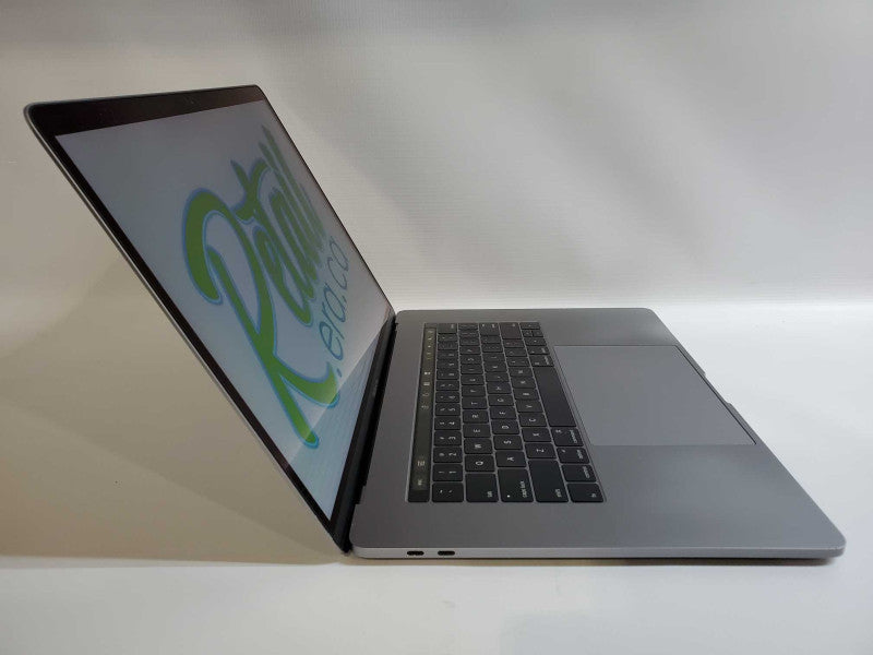 MacBook Pro 2016 15\\" Core i7-6700HQ @ 2.6GHz 16GB DDR3 500GB SSD R450 2GB Q(