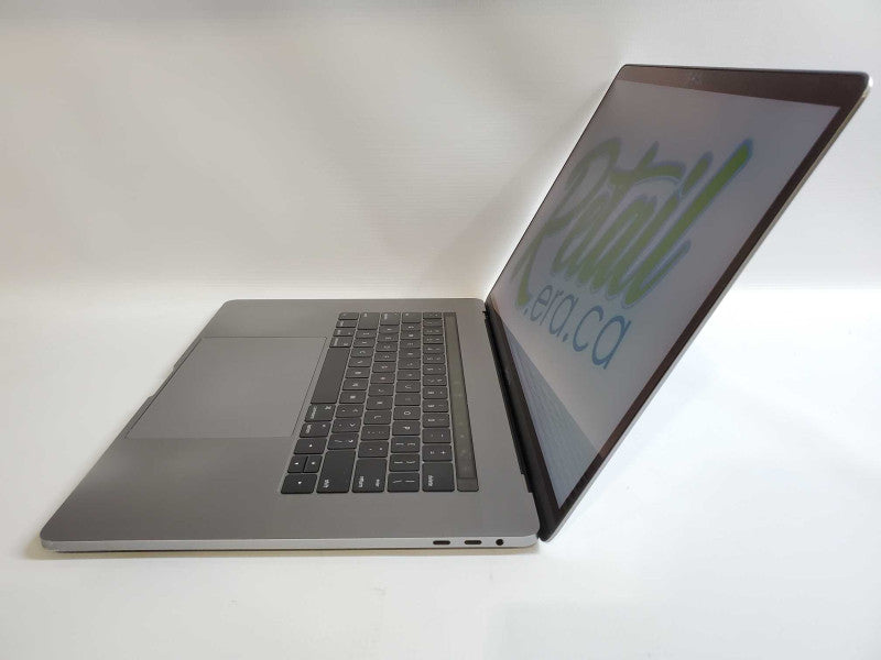 MacBook Pro 2016 15\\" Core i7-6700HQ @ 2.6GHz 16GB DDR3 500GB SSD R450 2GB Q(