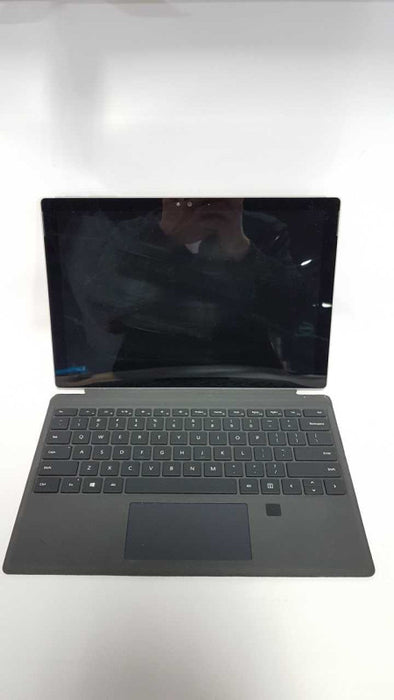 Windows Surfae Tablet Pro 4 i7-6650U @ 2.20ghz / 8gb ram / READ #