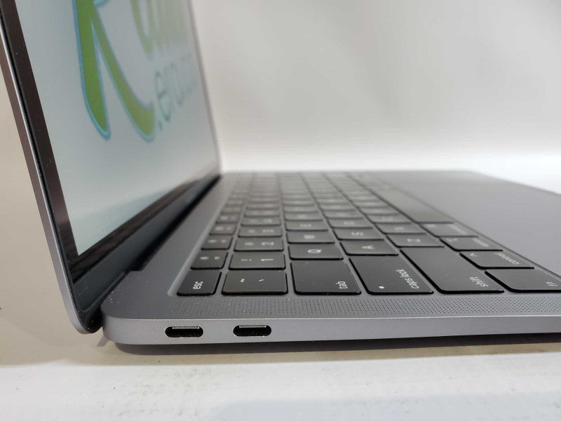 MacBook Air 2018 13\\" Core i5-8210Y @ 1.6 GHz 16GB DDR3 250GB SSD (
