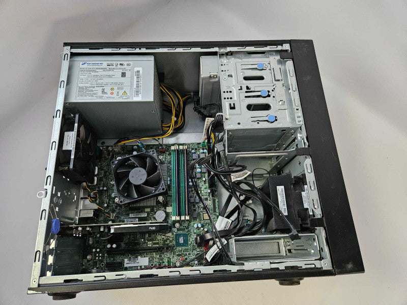 Lenovo ThinkStation P320 Xeon E3-1230 v6 @ 3.50GHz 16GB DDR4 Quadro P400 )