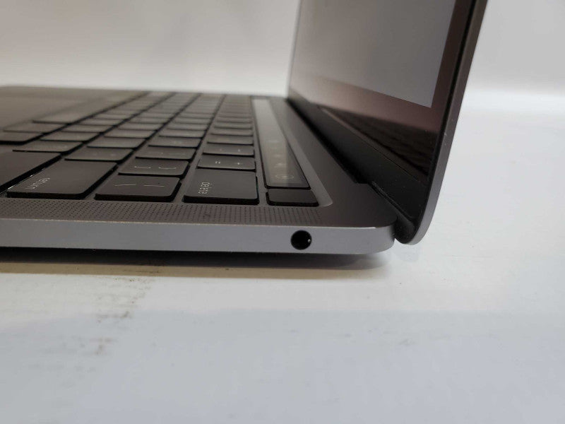 Macbook Pro 2020 13\\" Core i5-8257U @ 1.4GHz 8GB DDR3 500GB SSD (