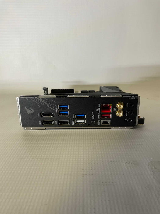 GIGABYTE AORUS B550I PRO AX MotherBoard AM4 Socket  -
