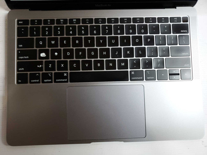 MacBook Air 2019 Core i5-8210Y @ 1.6GHz 16GB DDR3 250GB SSD [READ] (