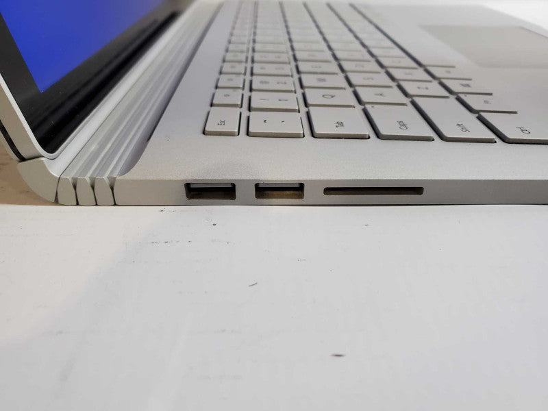 Microsoft Surface Book 2 Core i7-8650U @ 1.9GHz 16GB DDR4 500GB SSD GTX1050 (