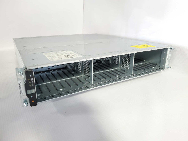 NetApp DS2246 NAJ-1001 Disk Array 24x 2.5\\" No HDD 2x IOM6 Controllers 2x PSU Q(