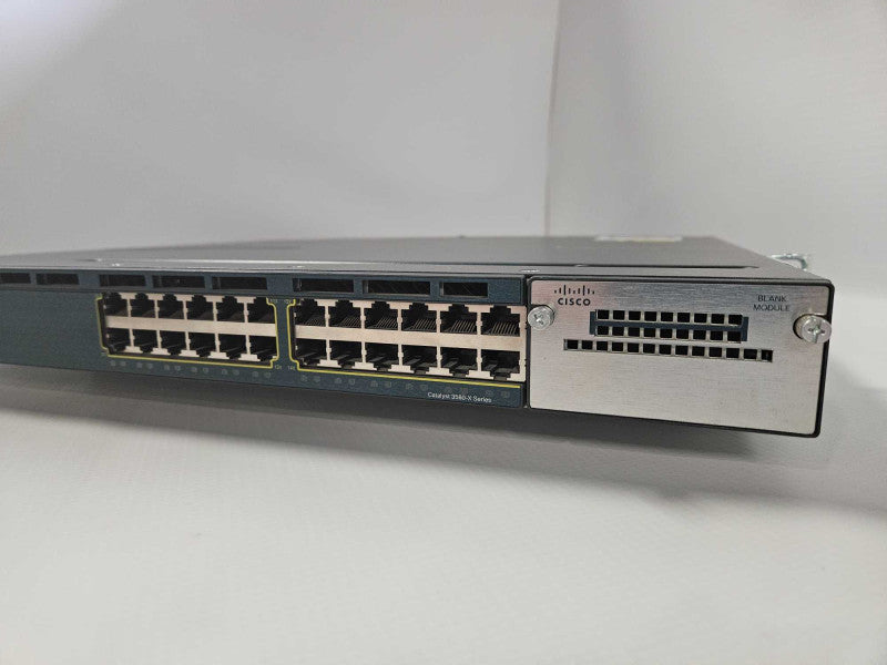 Cisco WS-C3560X-24T-S V04 24-Port Switch )