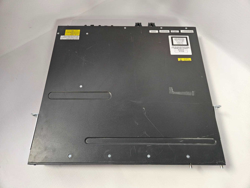 Cisco WS-C3560X-24T-S V04 24-Port Switch )