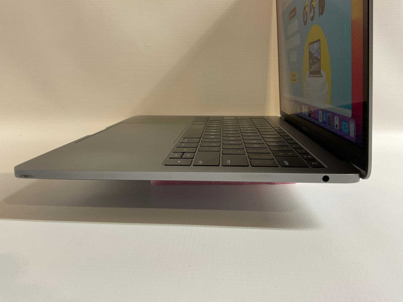 2017 MacBook Pro 13-inch with i7-7660U CPU 16GB RAM & 500GB Storage  -