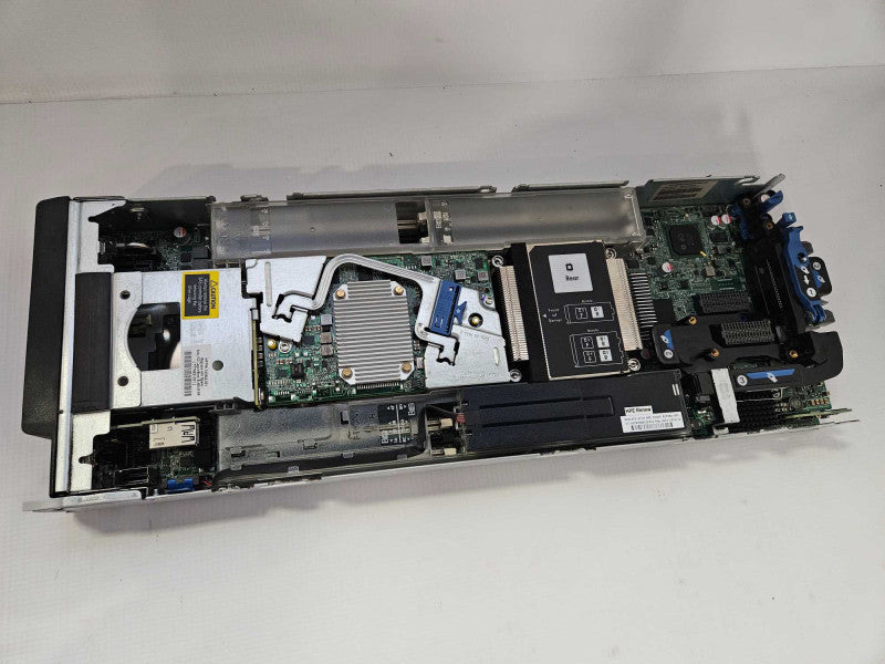 HP ProLiant 460 Series Gen9 Blade 1x E5-2667 V4 NO RAM Q)