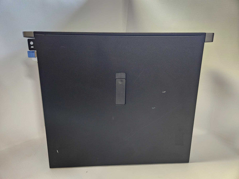 Dell Precision 5820 Xeon W-2123 @ 3.60GHz 32 GB DDR4 Ram 2x P600 GPU )