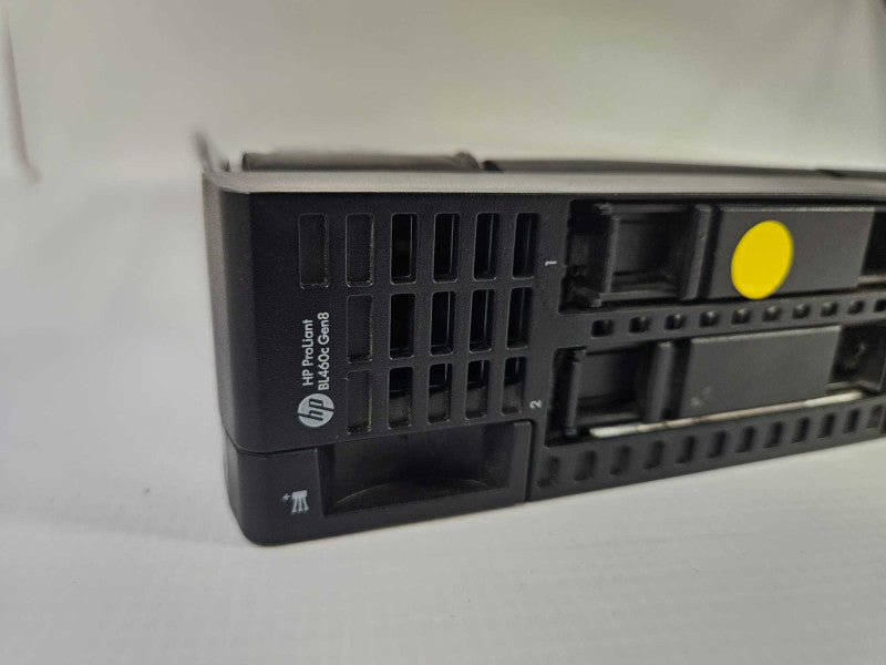 HP ProLiant 460 Series Gen8 Blade 2x E5-2670 @ 2.60GHz V4 NO RAM Q)