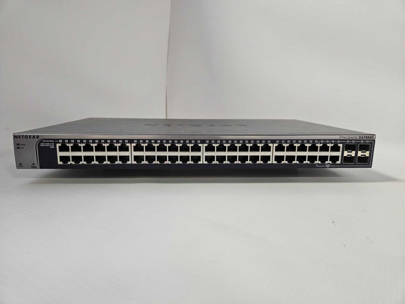 Netgear GS748AT 48 Port GigE Gigabit Managed Switch with 4 x SFP ports )