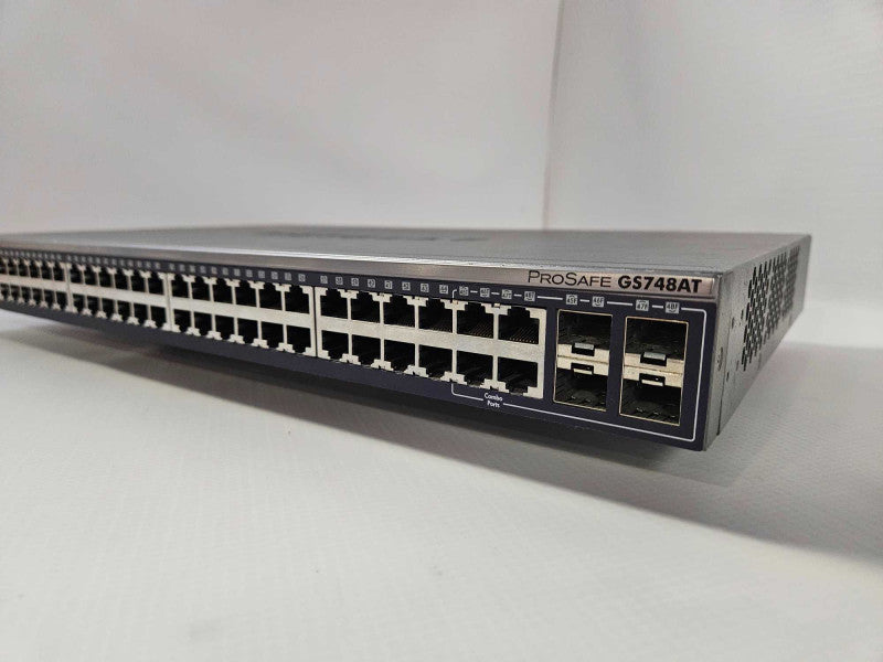 Netgear GS748AT 48 Port GigE Gigabit Managed Switch with 4 x SFP ports )