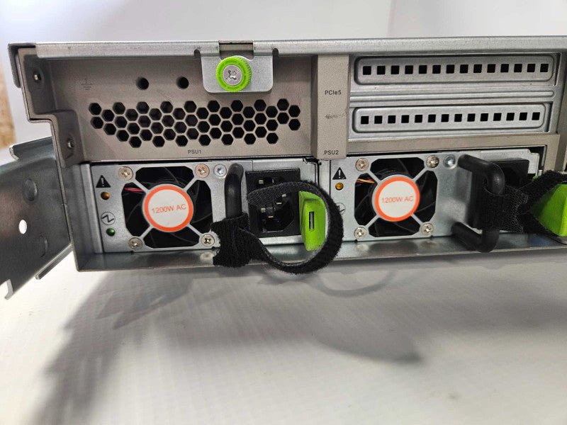 Cisco UCS C240 M3S 2U SERVER 2x Xeon E5-2680 0 @2.70GHz 96GB Ram 2x 1200 PSU )