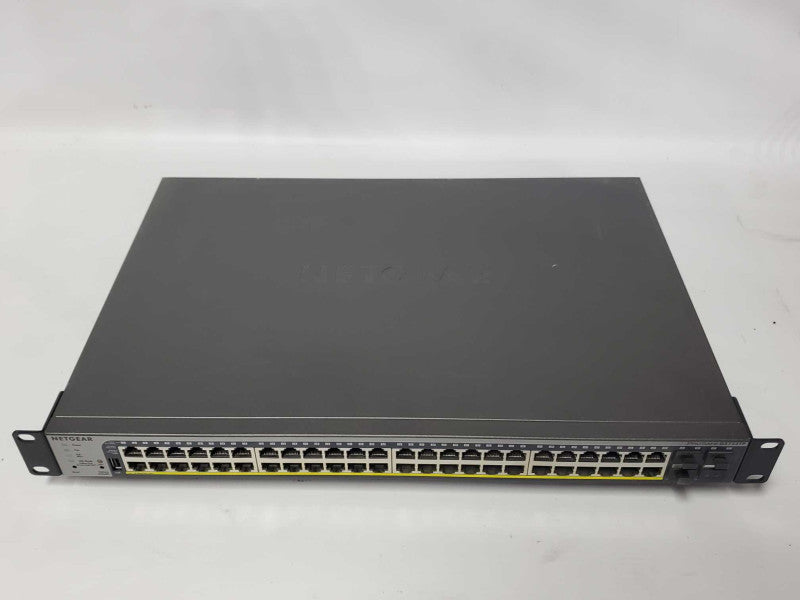 Netgear ProSafe GS752TP 48-port Gigabit Switch |