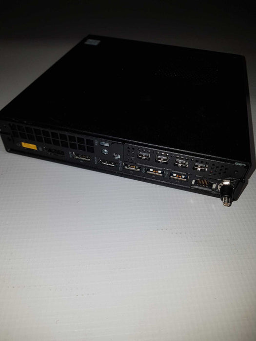 Lenovo ThinkStation P330 USFF - Intel i7-8700T 2.40 GHZ 8GB DDR4