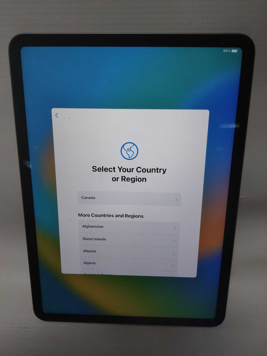 Apple iPad Pro (2nd Gen) 11 in 128GB Wi-Fi Only A2228 - With FACE ID (READ)