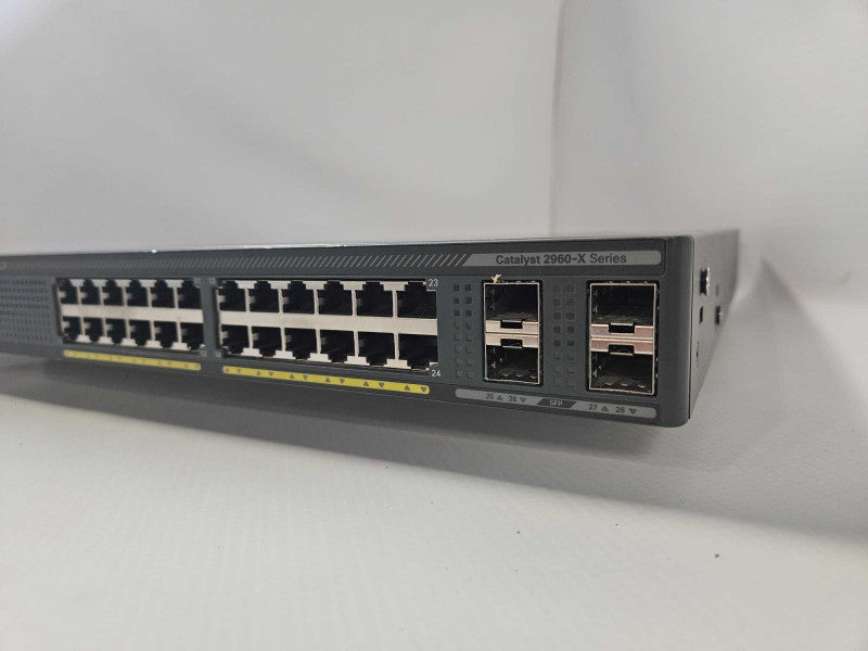 Cisco WS-C2960X-24PS-L 24-Port PoE 2960X Gigabit Network Switch )