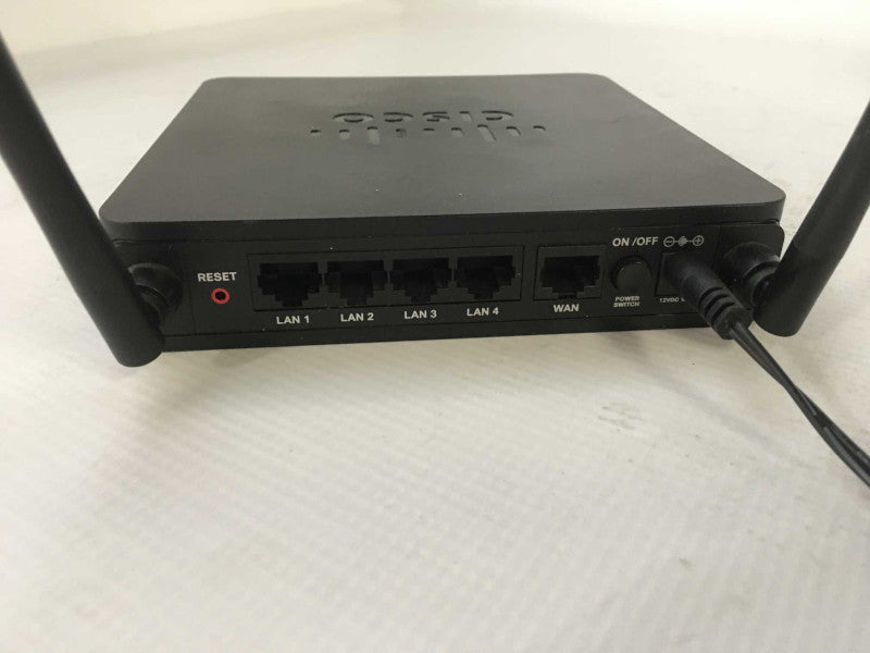 Cisco RV180W Wireless-N Multifunction VPN Router Q_