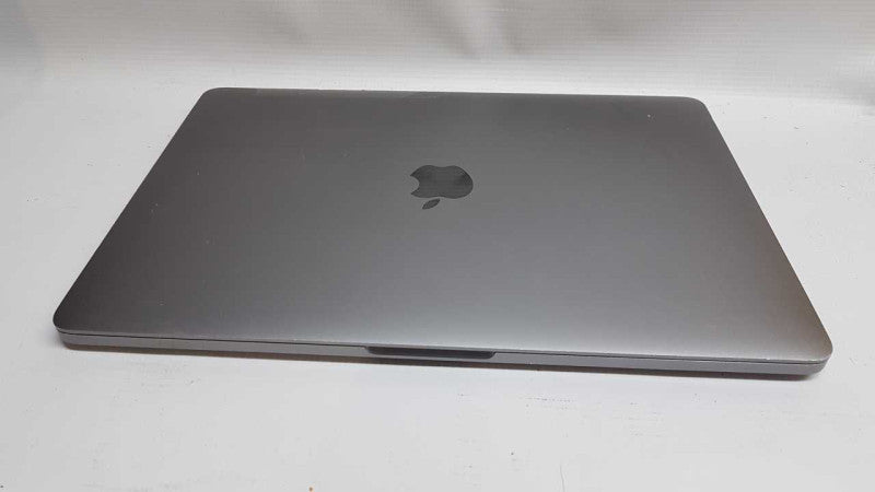 Apple MacBook pro 2018 i5-8259U @ 2.3ghz / 16gb ram / Mojave / READ #