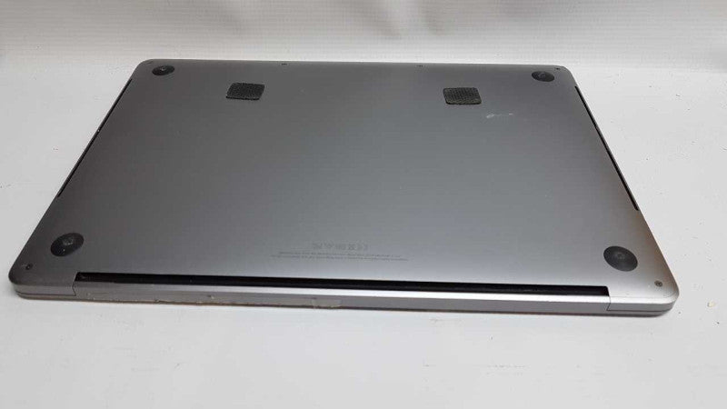 Apple MacBook pro 2018 i5-8259U @ 2.3ghz / 16gb ram / Mojave / READ #