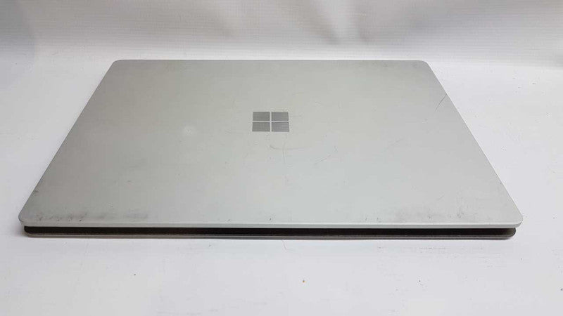 Microsoft Windows Surface 1769 i7-7660U @ 2.50ghz / 8gb ram / 256GB SSD #