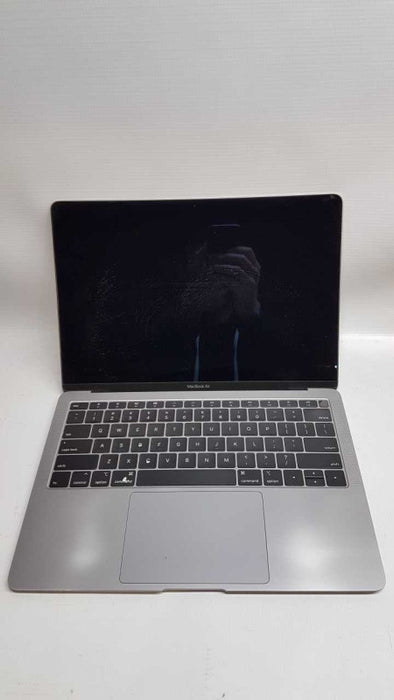 Macbook Air 13\\" 2018 I5-8210Y @ 1.6ghz / 16gb ram / READ #