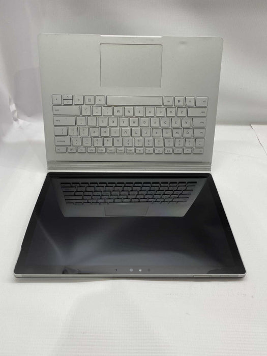 Microsoft Surface Laptop Intel i5 6th Gen. 8GB RAM 256GB SSD READ!