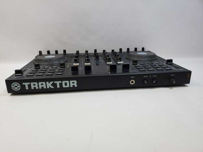 TRAKTOR KONTROL S4 AUDIO CONSOLE (