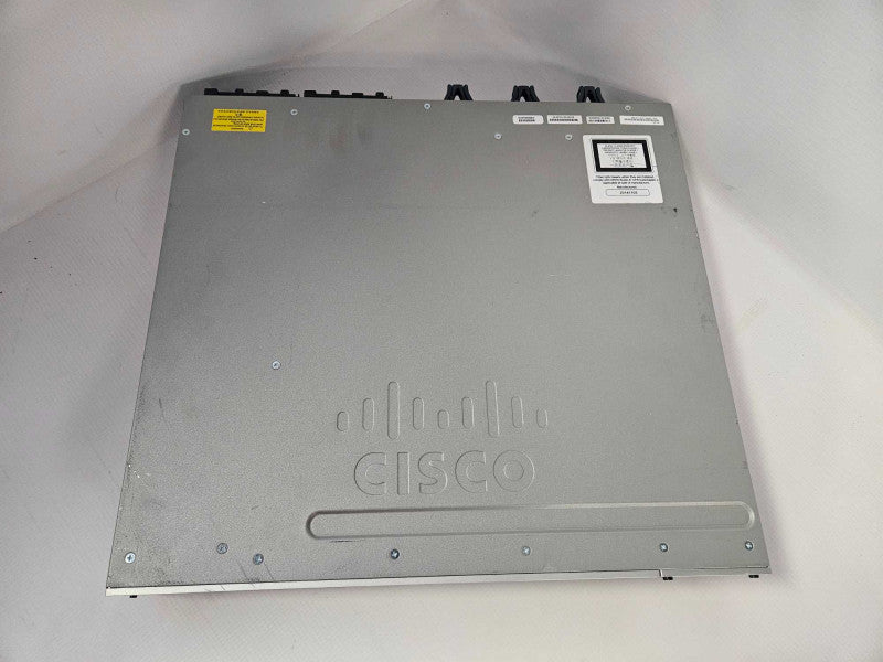 Cisco WS-C3850-24P-S 24 Port PoE Gigabit IP Base Switch )