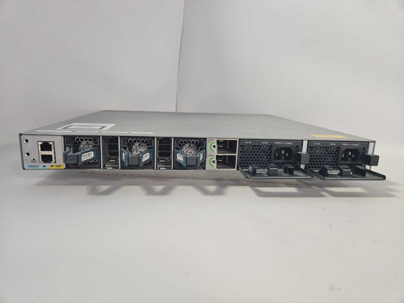 Cisco WS-C3850-24P-S 24 Port PoE Gigabit IP Base Switch )