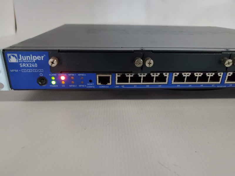 Juniper SRX240H2 Services Gateway Router Firewall 16x Gigabit RJ45 Q(
