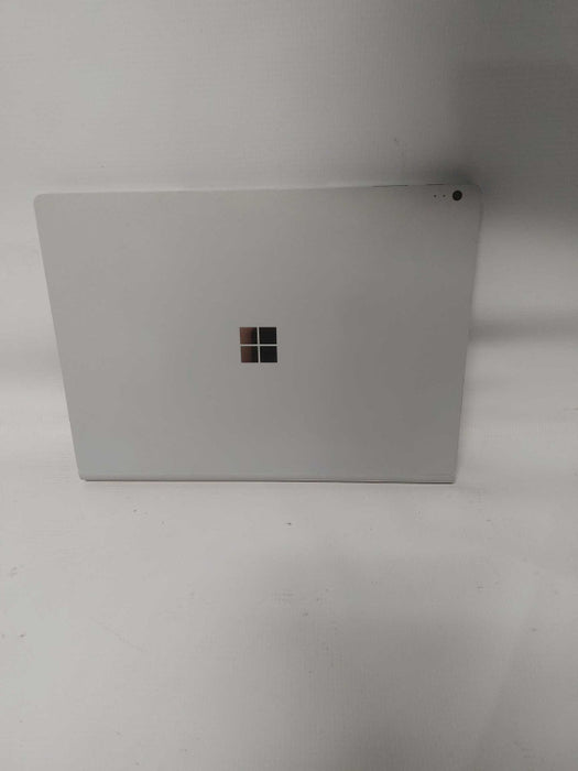 13.5\\" Microsoft Surface Book 2 - Intel Core 7th gen i5-7300U 8GB RAM 256GB