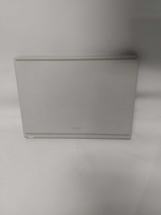 13.5\\" Microsoft Surface Book 2 - Intel Core 7th gen i5-7300U 8GB RAM 256GB