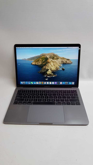 Macbook Pro 2016 I7-6600U @ 2.40ghz / 16gb ram / 13\\" / READ #