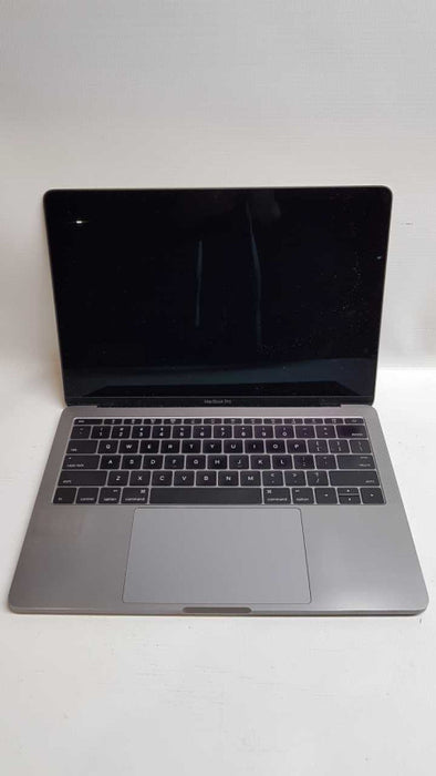Macbook Pro 2016 I7-6600U @ 2.40ghz / 16gb ram / 13\\" / READ #
