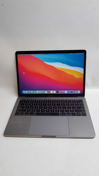 2017 Macbook Pro I7-7660U @ 2.50ghz / 16gb ram / 13\\" / READ #