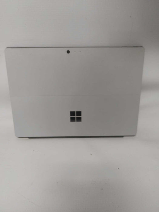 Microsoft Surface Pro 4 i7-6650U @ 2.20ghz / 8gb ram / 256gb