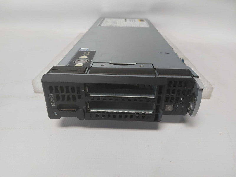 HP ProLiant 460 Series Gen9 Blade 1x E5-2667 V3 NO RAM Q