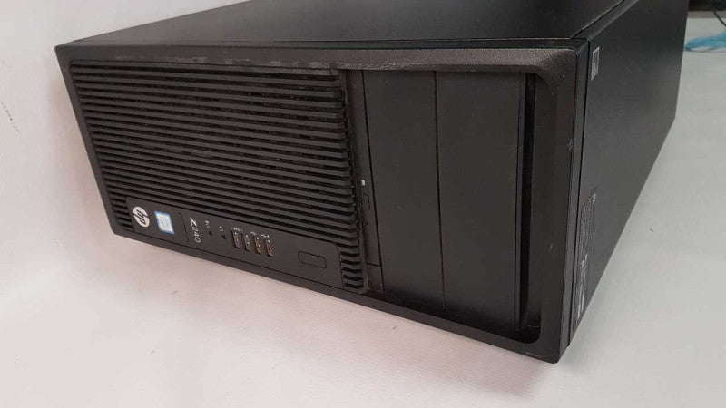 HP Z240 Workstation i5-6500 @ 3.20ghz / 4gb ram / READ #